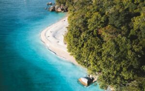 BEST-BEACHES-IN-CAIRNS--e1626748157835