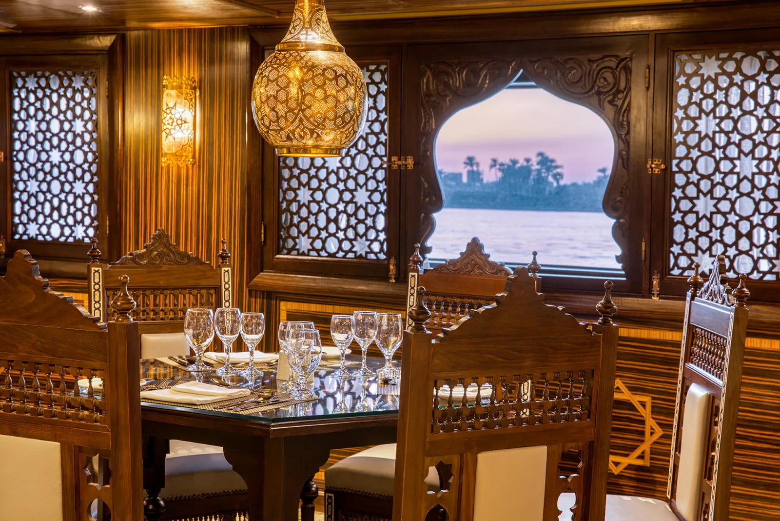 Crucero-Egipto-SS-Sphinx-restaurante