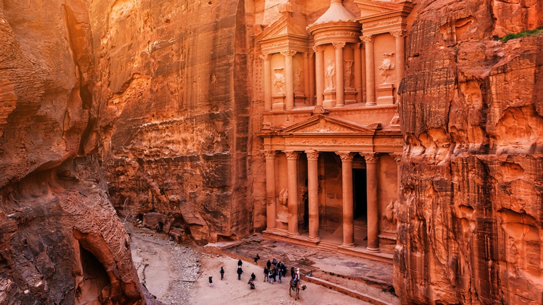 las-curiosidades-mas-ocultas-de-petra-la-ciudad-escondida-en-el-desierto
